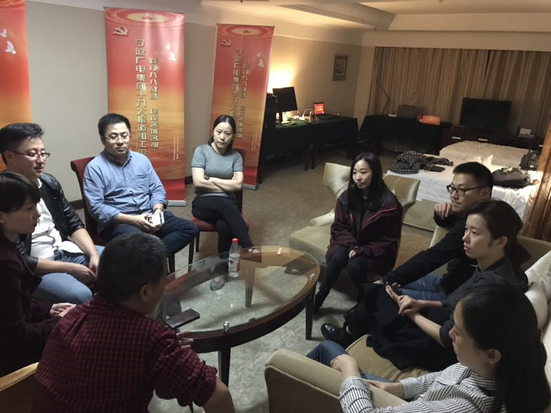 报道组围绕报道选题细化策划.jpg
