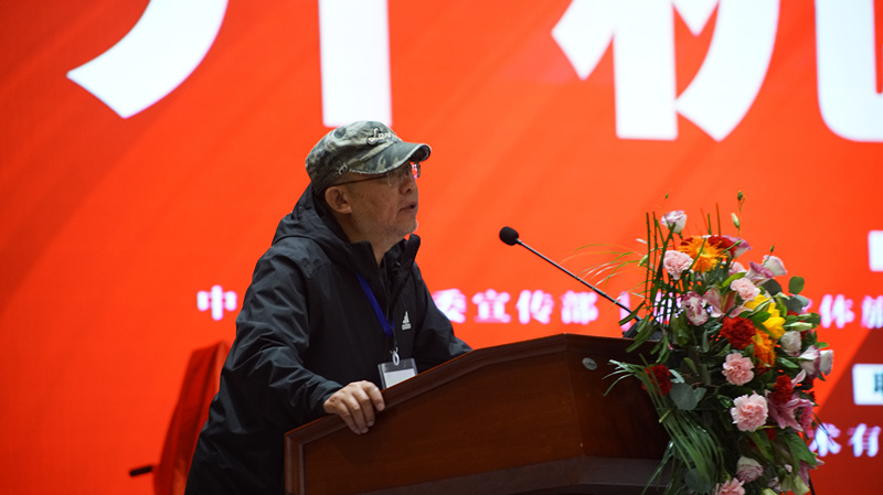 著名导演刘建华阐述创作理念.jpg