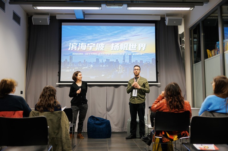 选片人Clara Longhi 介绍宁波文化旅游.jpg
