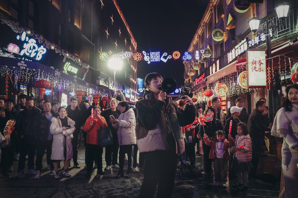 春晚分会场江北老外滩拍摄现场1.jpg