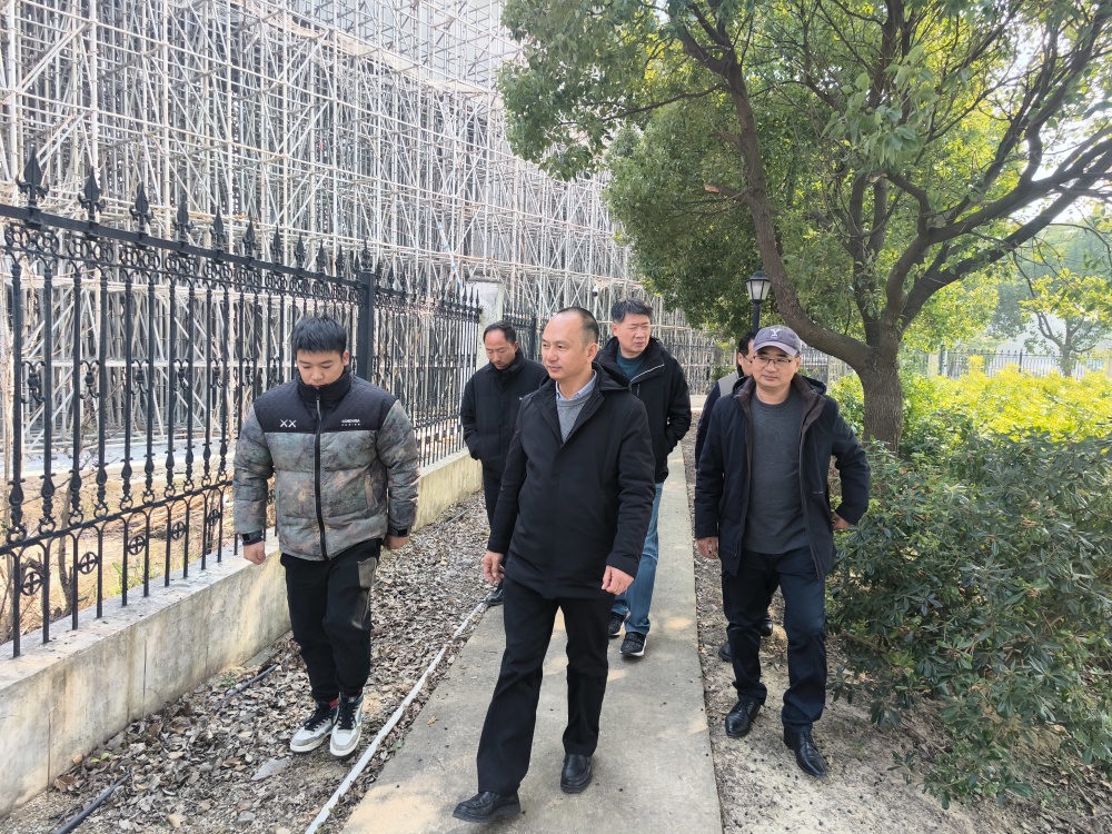 朱总到象山转播台.jpg